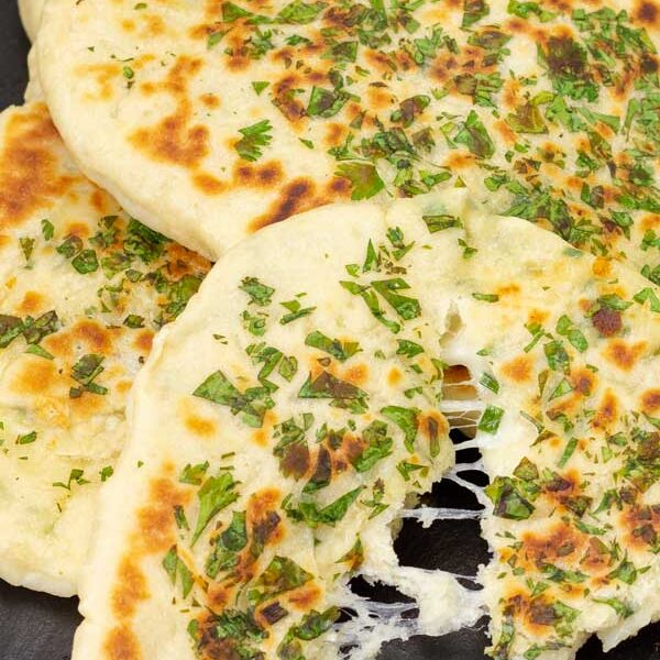 CHEESE NAAN