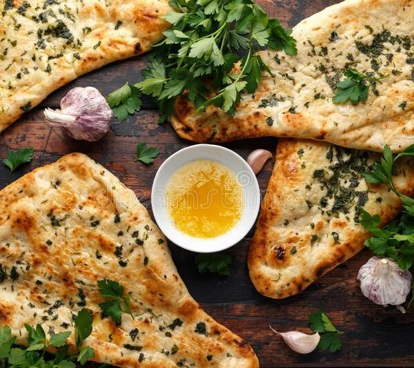 GARLIC NAAN