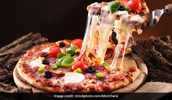 CROWN SPECIAL PIZZA NON VEG